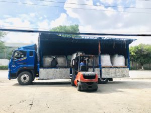 Dịch vụ vận tải hàng hóa - Toàn Phát Logistics - Công Ty Cổ Phần Thương Mại Dịch Vụ Toàn Phát Logistics